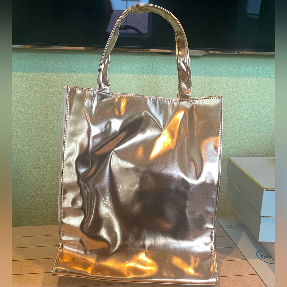 CUTE ROSE GOLD GLAM TOTE BAG! 🏵️👜